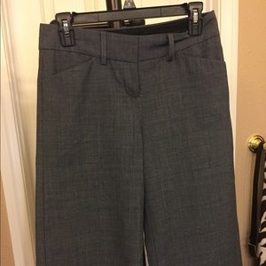 Express Design Studio Light Gray Capri in Sz 2